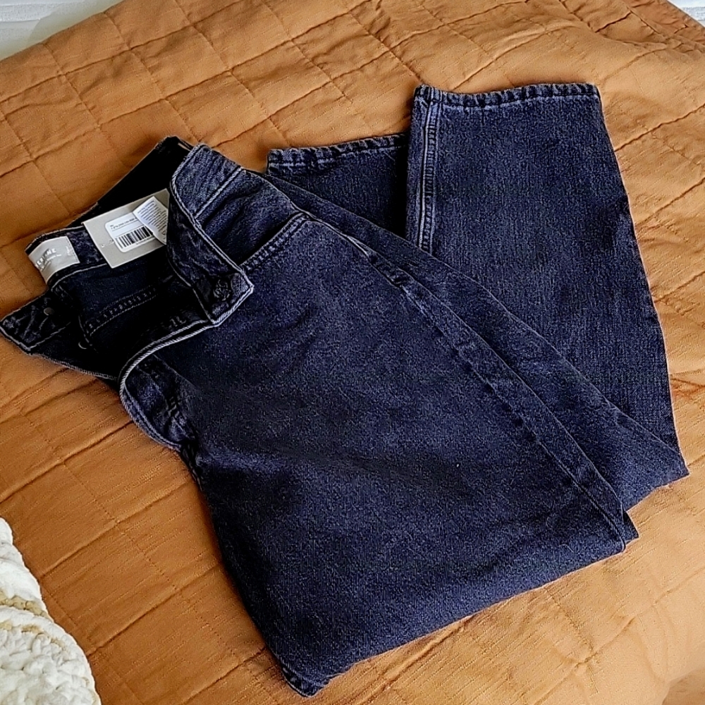 Everlane Curvy 90' Cheeky Jean Crop